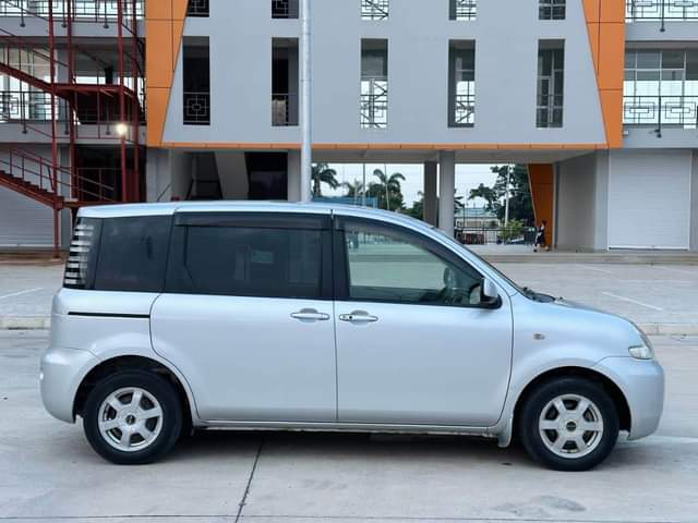 A picture of TOYOTA SIENTA