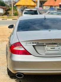 A picture of Mercedes Benz CLS 500 2006