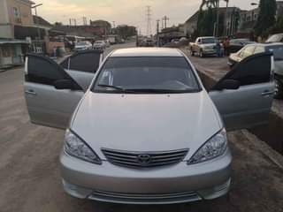 A picture of Toyota Camry 06 Nigeria used baked on first body 08030481307