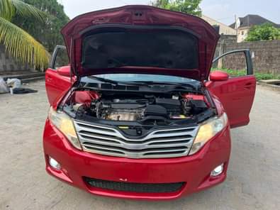 A picture of 2010 Toyota venza Nigerian use Price 7 8m Location Amuwo