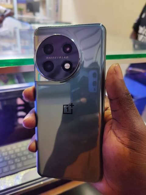 A picture of Oneplus 11 5g