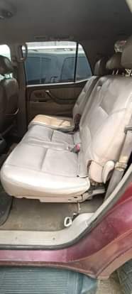 A picture of LAGOS DEALERS DEAL 2004 Toyota Sequoia BUMPER NEEDS TOICH Full