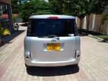 A picture of TOYOTA CIENTA