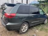 A picture of Dealer 1 2m 05 sienna new arrival settle 100k Engine
