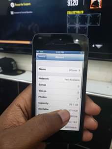 A picture of Iphone 5 UK