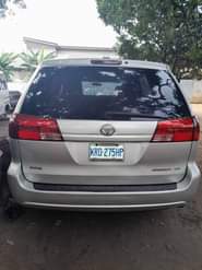 A picture of 2006 Toyota Sienna le In good condition Ac chilling Gear