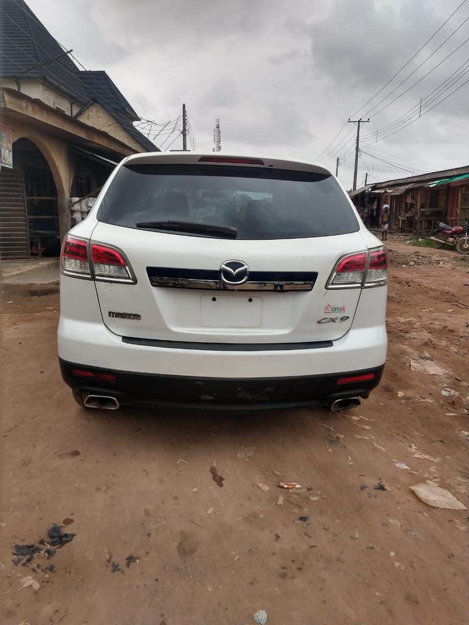 A picture of Mazda 09 everything working location ikotun ijegun price 6m