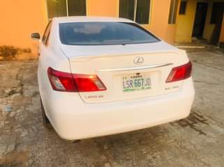 A picture of 08 Lexus es350 everything working perfectly fine engine gear ac