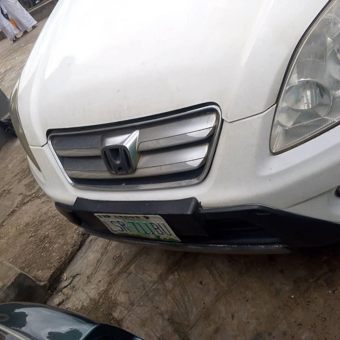 A picture of Honda crv 2006 model Ac is chilling Gear select smoothly