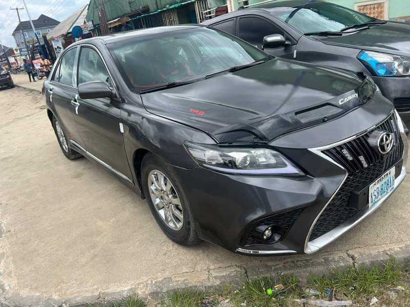 A picture of Well pimped 2008 09 Toyota Camry with android screen reversed