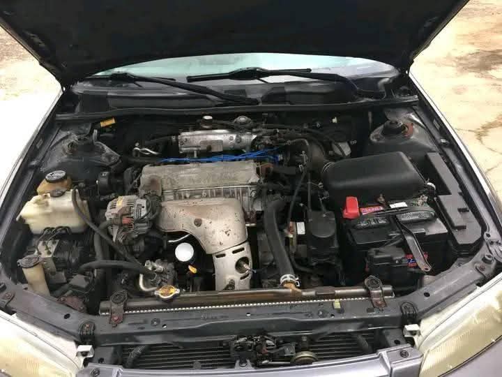 A picture of 2001 Toyota camry