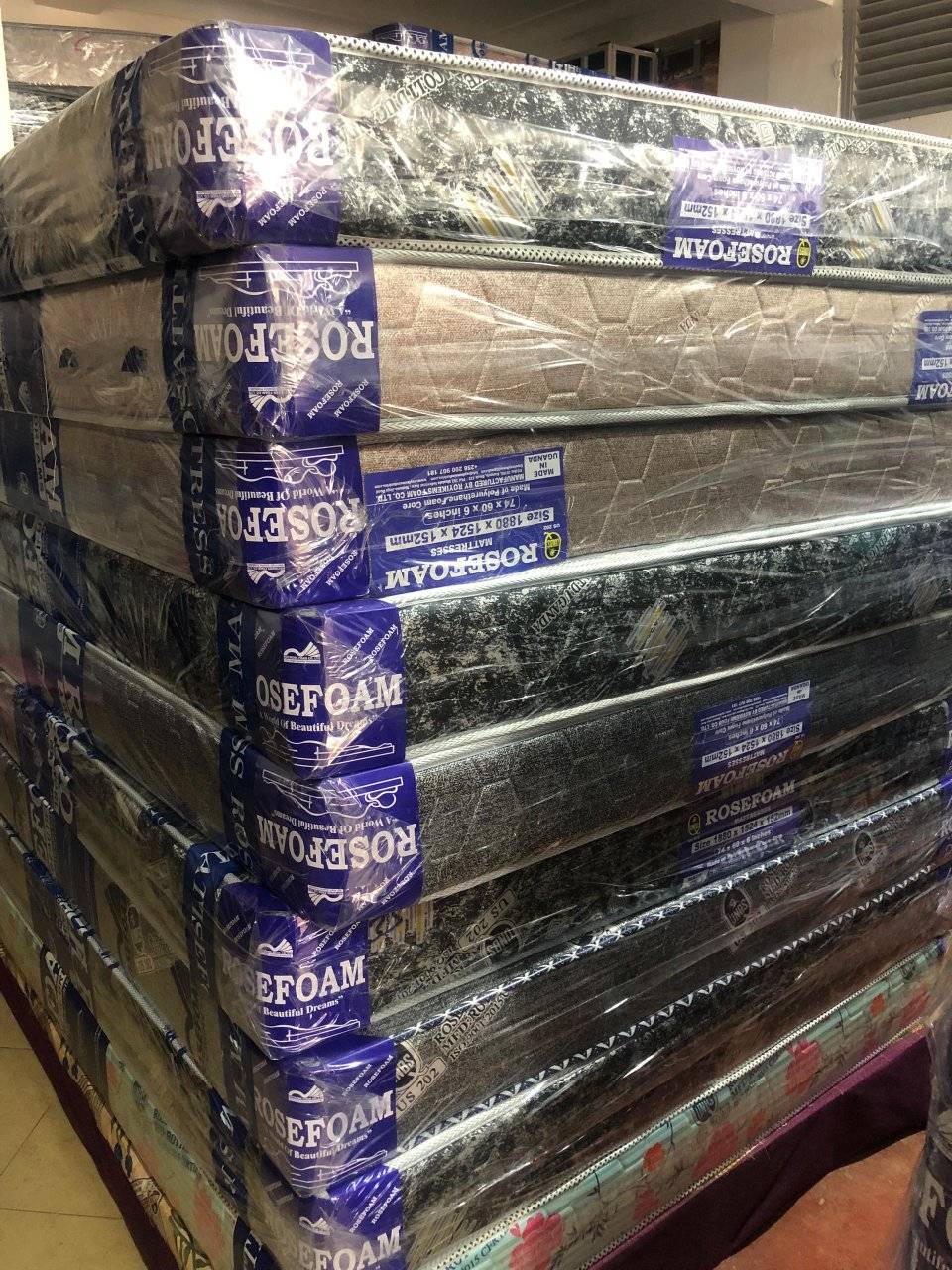A picture of We sell top Quality mattresses
