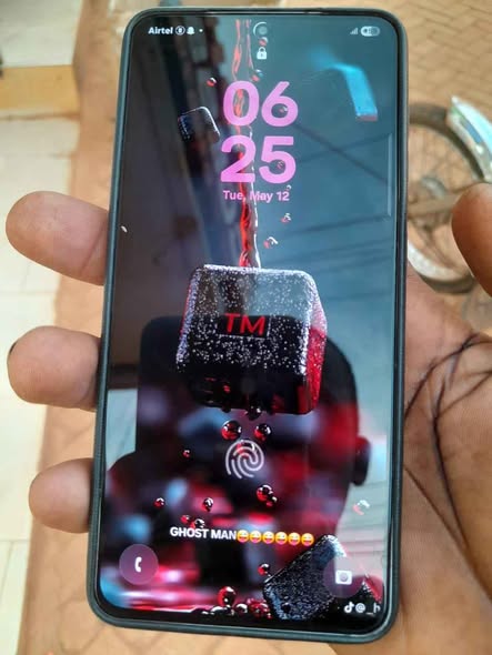 A picture of Samsung s21 5G