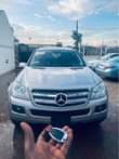 A picture of Mercedes Benz GL450 07 registered