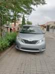 A picture of Toyota Sienna 013