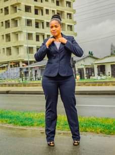 A picture of SUIT ZA KIKE NZURI KWA BEI NAFUU ZAIDI