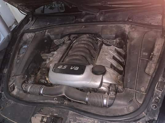 A picture of Porsche cayenne