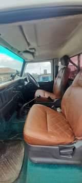 A picture of DEFENDER 110 CHUMA YA MASAFA HIYO IMEKAZA BEI POA 