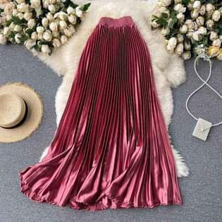 A picture of Women s pleated skirts