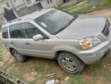 A picture of Honda Pilot 2004 Sound and steaming engine Smooth Automatic gear