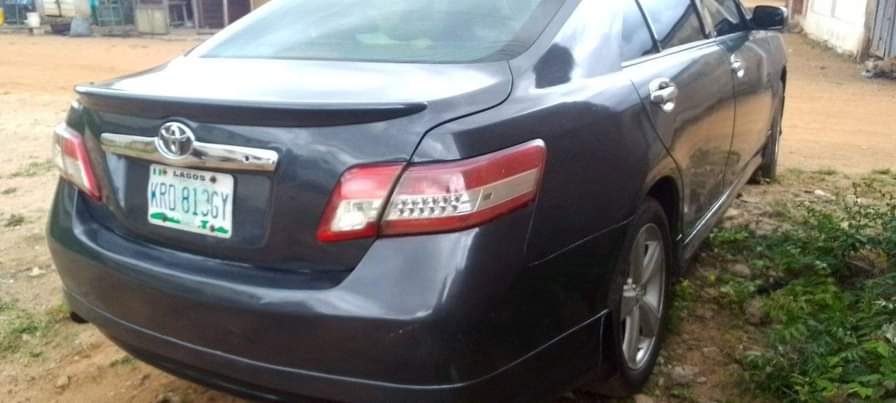 A picture of 2010 TOYOTA CAMRY 2010