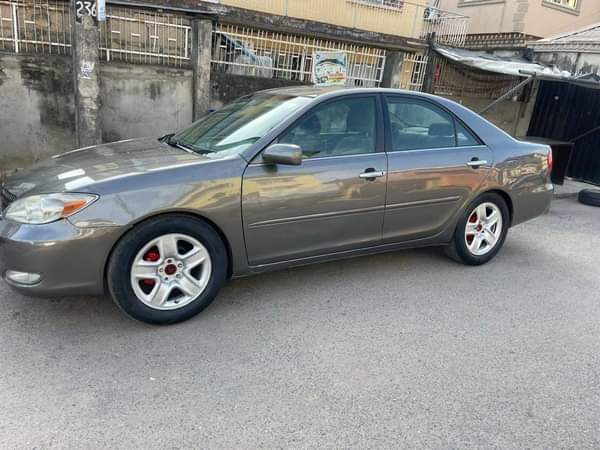 A picture of TOYOTA CAMRY 2004 ENGINE UNTOUCHED GEAR UNTOUCHED AC CHILLING PRICE