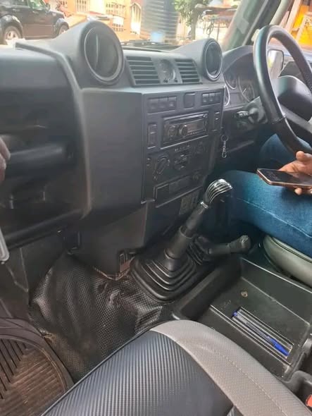A picture of Landrover defender 110m call 0701488581 what s app 0776417404