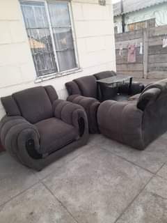 classifieds/furniture sofas