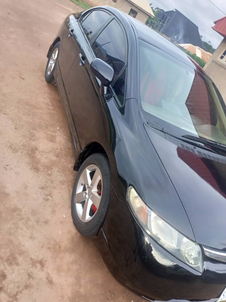 A picture of HONDA CIVIC