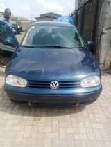A picture of GOLF 4