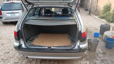 A picture of Peugeot 406