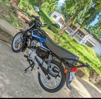 A picture of TV S 125 TSH 850 000 NIPIGIE AU WHATSAPP 0760387780