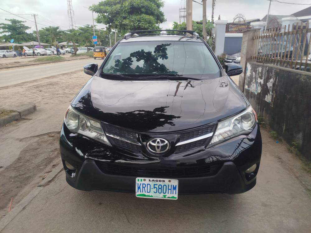 A picture of Registered 2015 toyota rav4