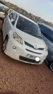 A picture of Ist needs bumper and light at 21m..call 0702244446