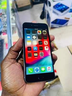 A picture of 128gb iPhone 6