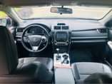 A picture of TOYOTA CAMRY 2014 SE
