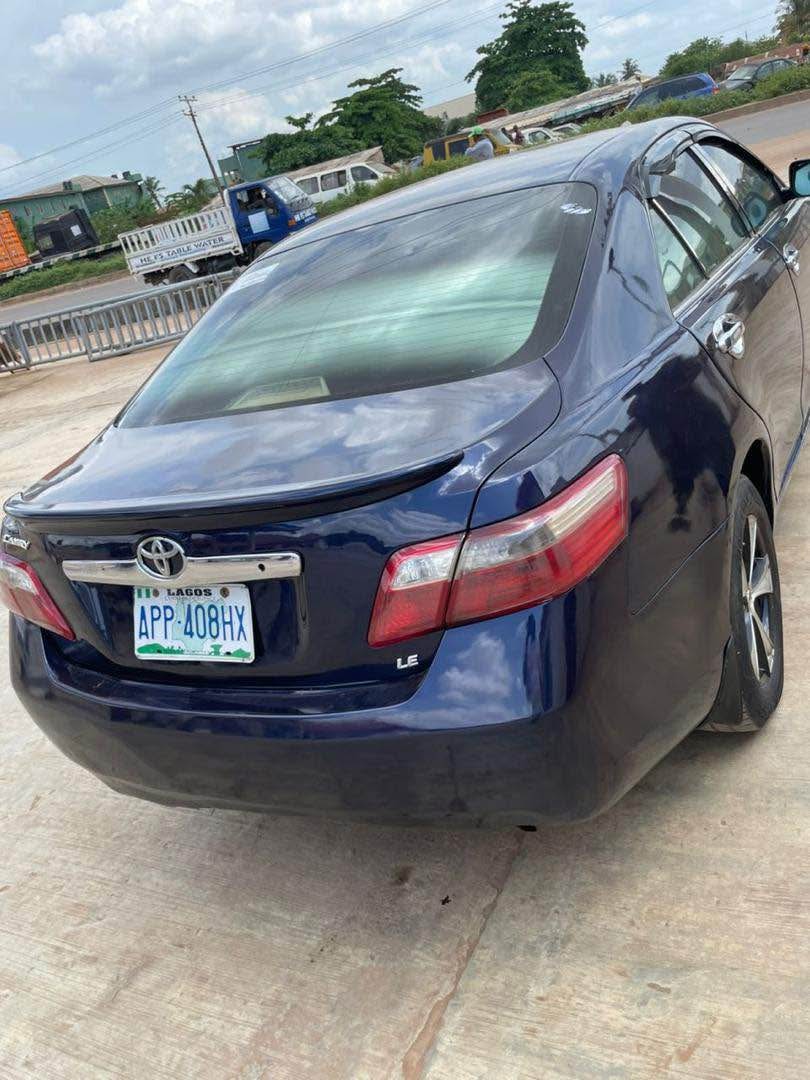 A picture of Toyota Camry 08 Model 08164628801