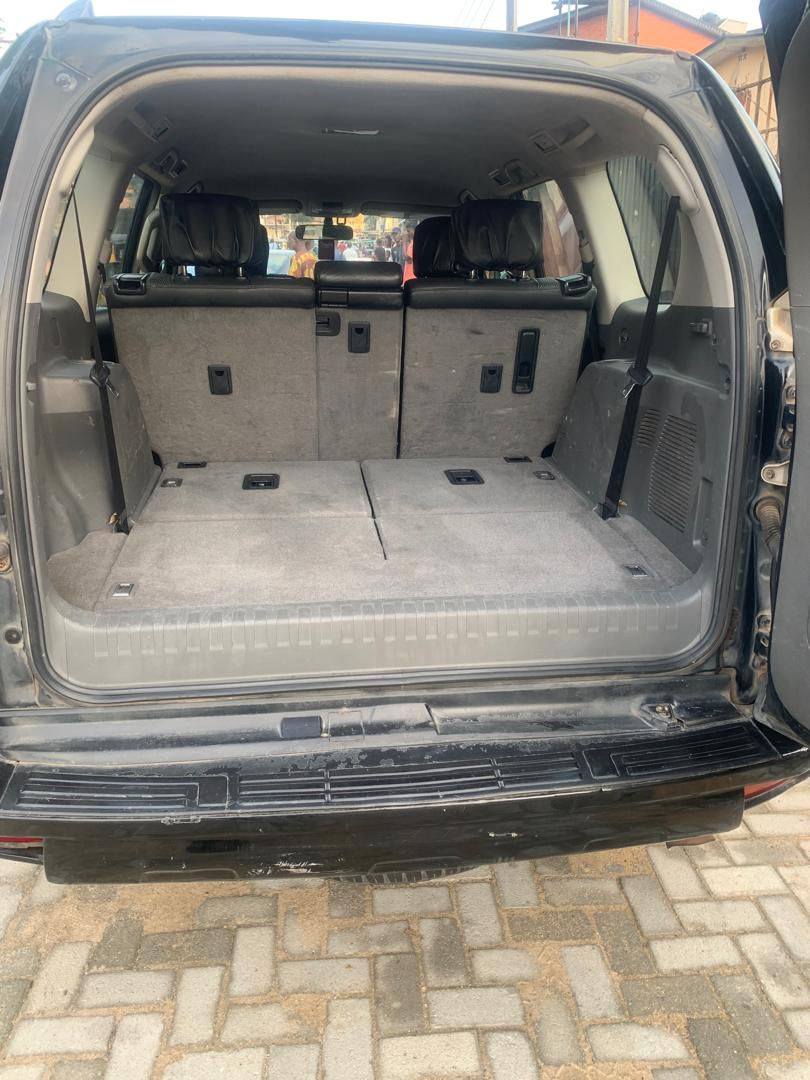 A picture of Toks standard 2012 Landcruiser Prado