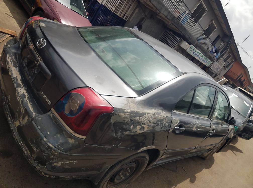 A picture of TOYOTA AVENSIS FOR SALE