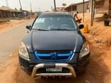 A picture of Honda CR V 04