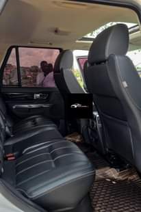 A picture of RANGE ROVER SPORT HSE MODEL 2012