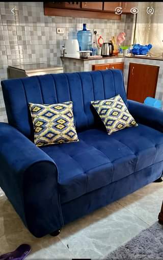 A picture of WE BUY AND SELL NEW AND USED HOUSEHOLD ITEMS