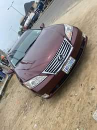 A picture of 2010 model es350 buy and drive price 8 8m settles