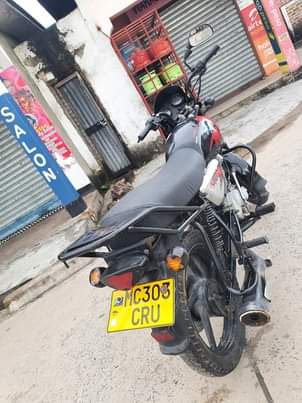 A picture of BOXER CC 125X ENGINE HAIJAGUSWA KABISA IPO VIZURI SANA INAUZWA