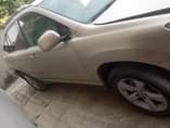 A picture of Lexus RX330 2005