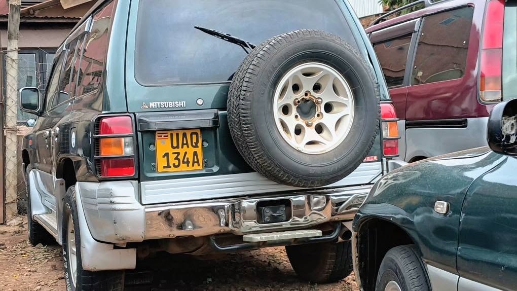 mitsubishi pajero