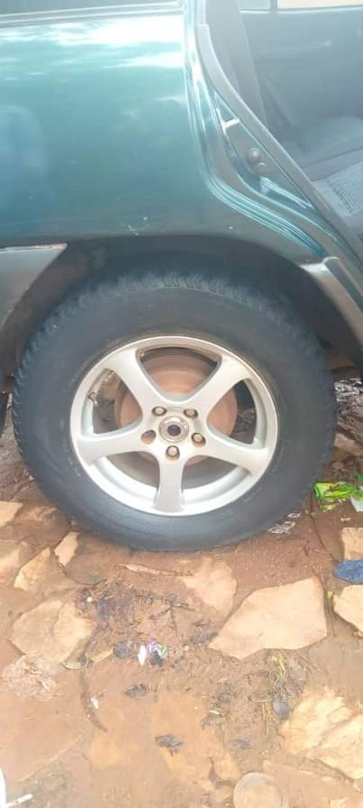 A picture of RAV4 10.5m. 0708594909.