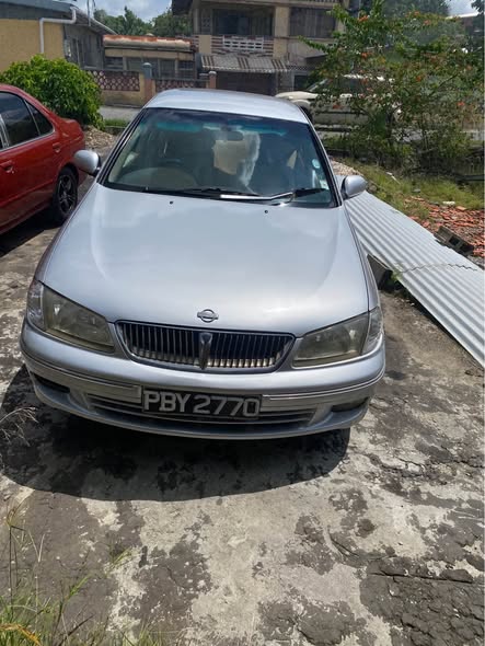 nissan almera