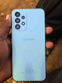 A picture of Samsung A52 5G copy