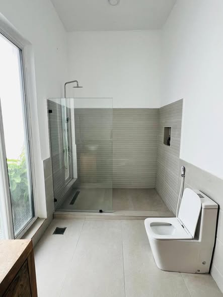 A picture of 2 beds 2 bath Apartment condo